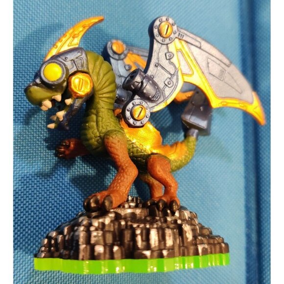 Skylanders Giants 31 Figures Lot Beginner Set NO CASE & OUT OF PACKAGE READ - Picture 9 of 9